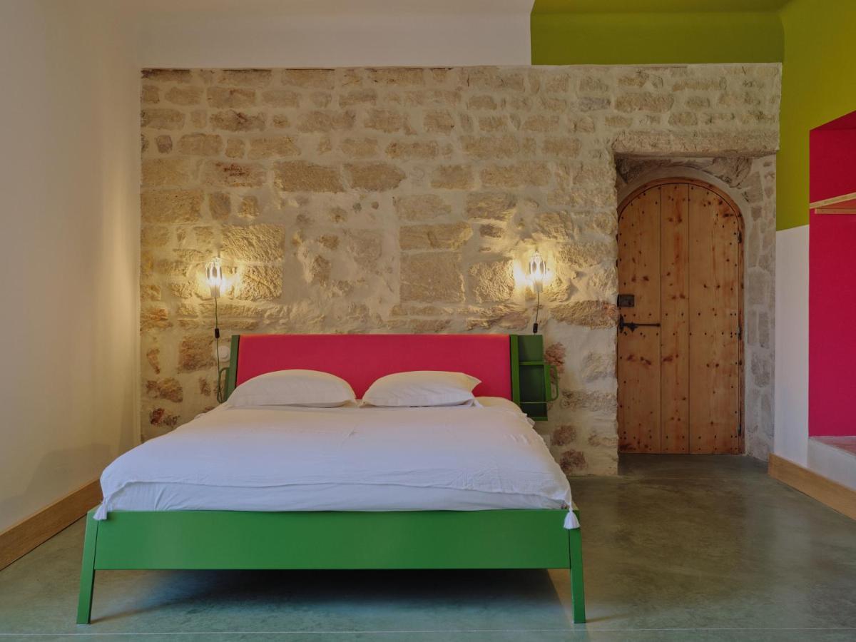 Bed and Breakfast Domaine La Ferme Hi Bride Villelaure Екстер'єр фото